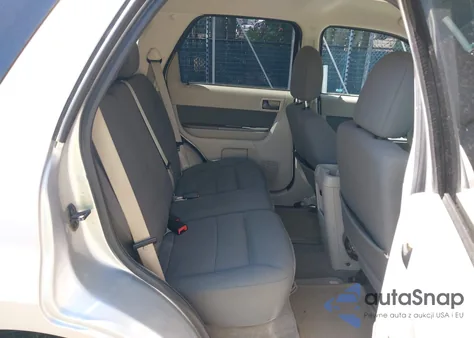 2010 Ford Escape Xlt from USA, damaged, VIN 1FMCU0DG5AKA94810